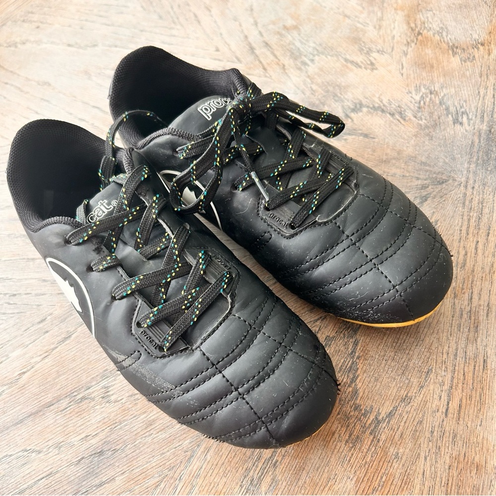 Kids Black Soccer Cleats - Picture 2 of 5